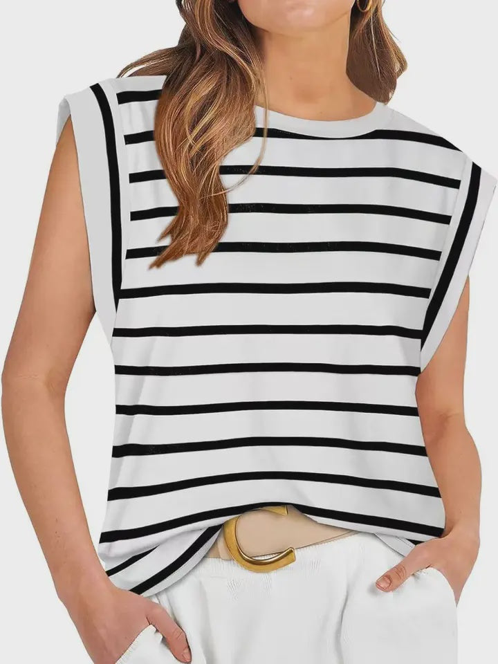 WOMENS STRIPED TEE IN BLACK