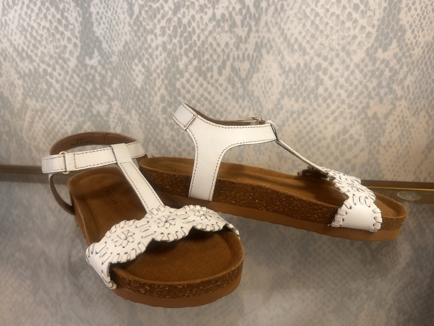 CHILDRENS LAUREN SANDAL PLAYGROUND IN WHITE