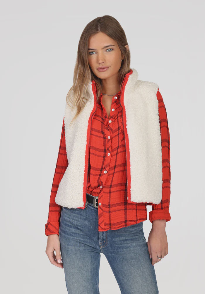 WOMENS REVERSIBLE VEST IN RED