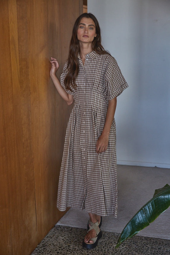 WOMENS GINGHAM MAXI DRESS IN BROWN