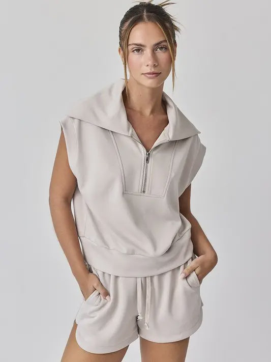 WOMENS SWEATSHIRT AND SHORT SET IN STONE