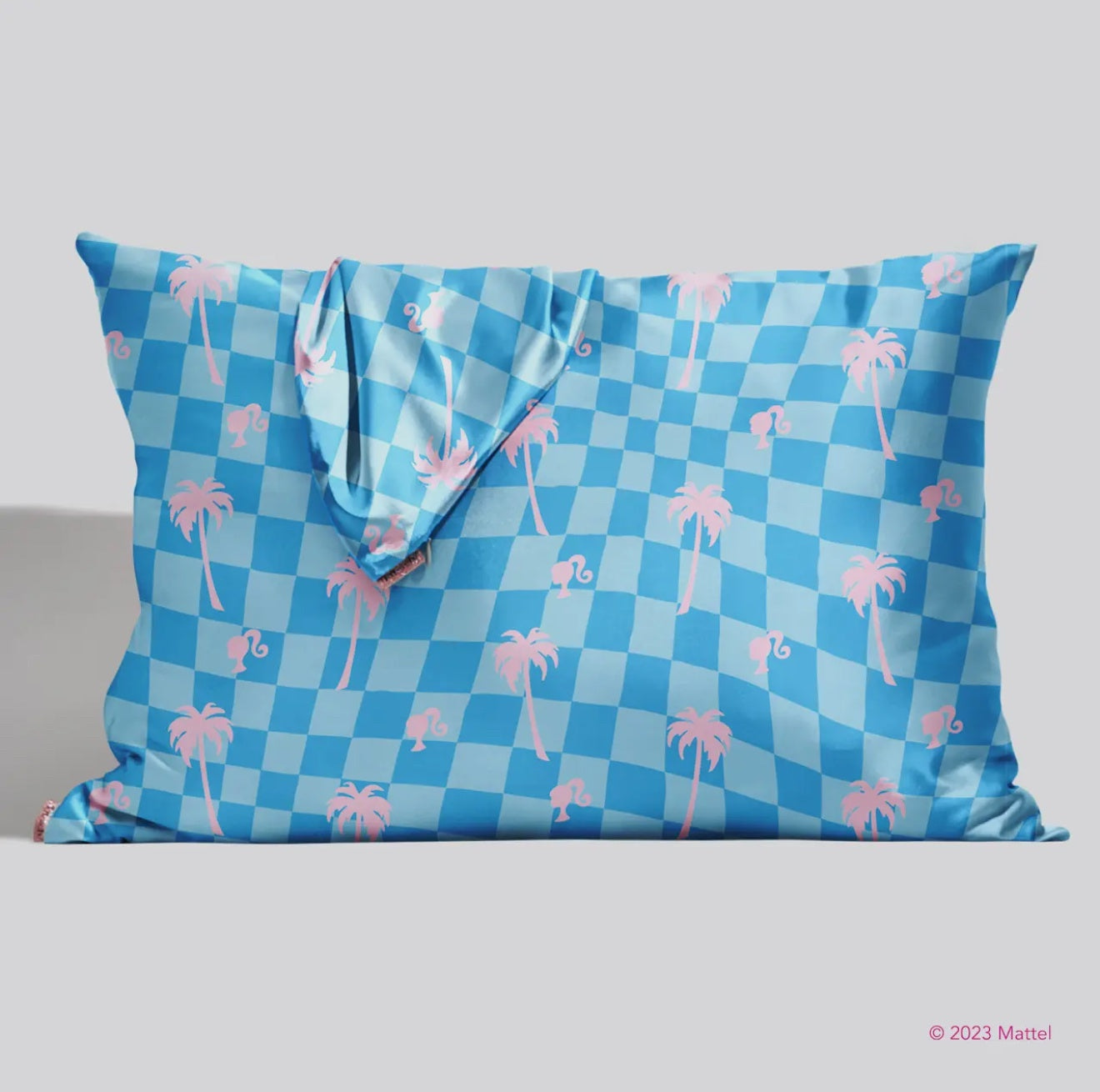 CHILDRENS BARBIE SATIN PILLOWCASE