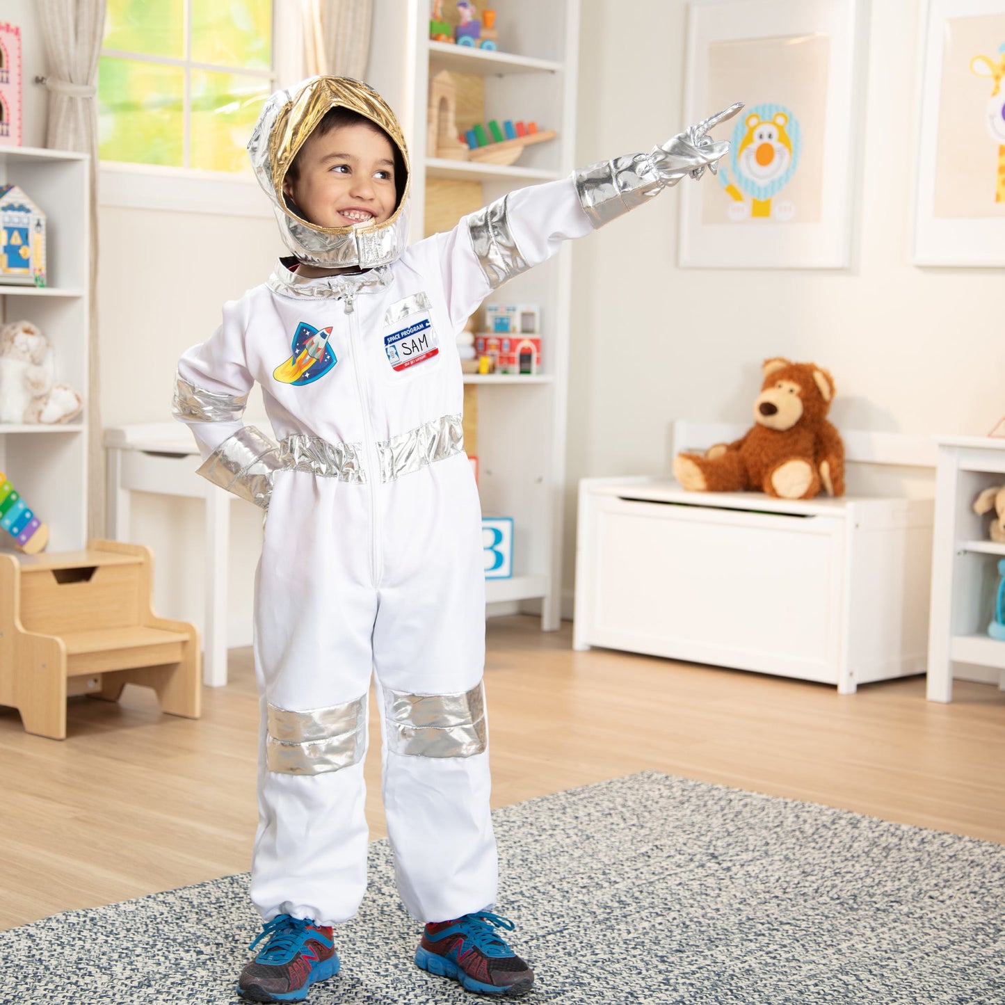 CHILDRENS ROLE PLAY SET