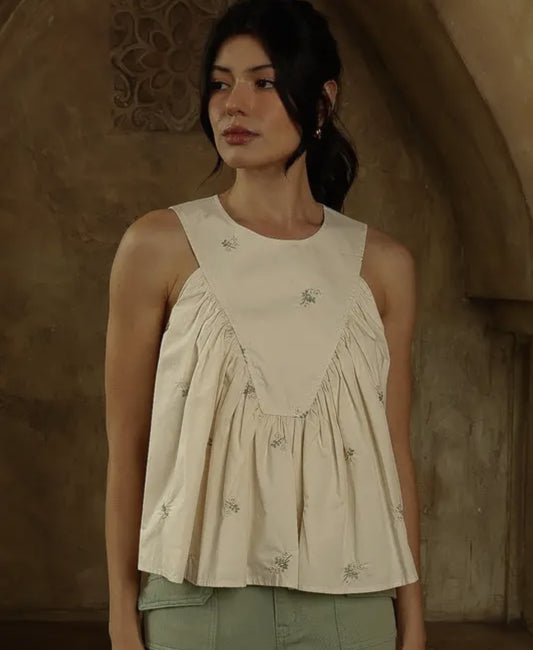 WOMENS FLOWY TOP WITH FLORAL EMBROIDERY