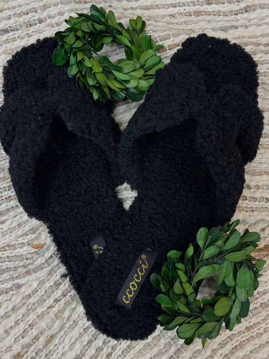 WOMEN'S COZY SLIPPER IN BLACK